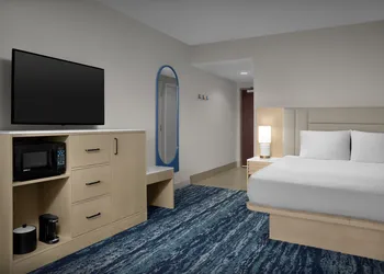 Hampton Inn & Suites Ocean City/Bayfront-Convention Center hotel thumbnail 7
