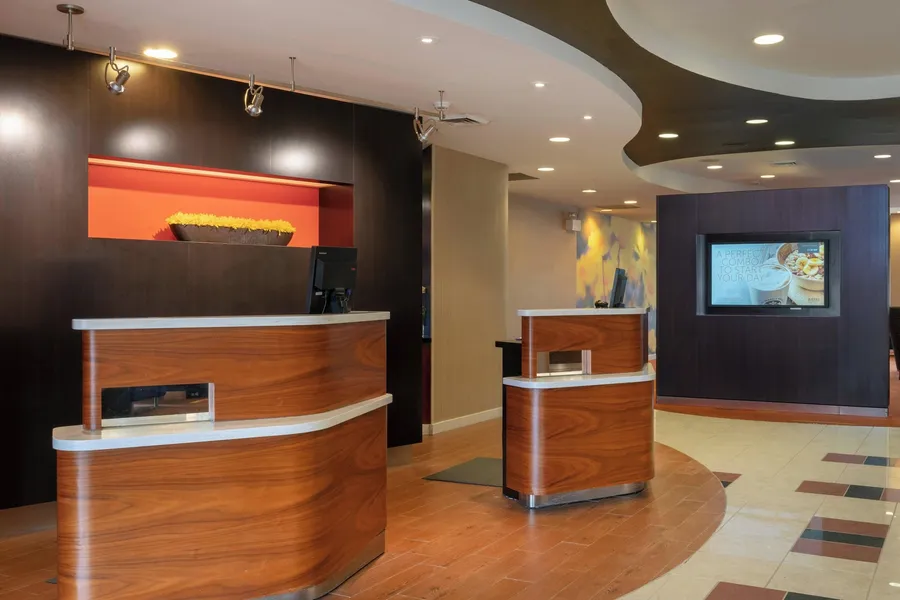 Courtyard by Marriott Salisbury hotel detail image 2