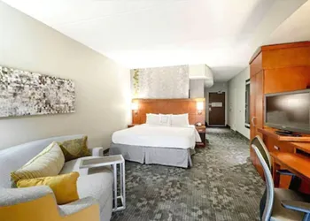 Courtyard by Marriott Salisbury hotel thumbnail 3