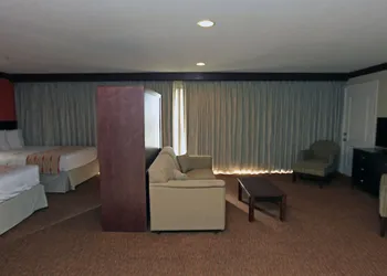 Days Inn by Wyndham Ocean City Oceanfront hotel thumbnail 6