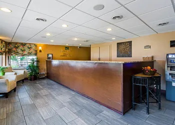 Quality Inn Oceanfront hotel thumbnail 5