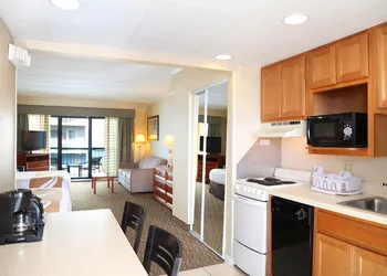 Quality Inn Boardwalk hotel thumbnail 8