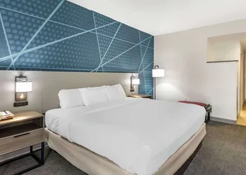 Comfort Suites Ocean City West hotel thumbnail 7
