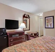 Days Inn by Wyndham Ridgefield NJ hotel detail image 7