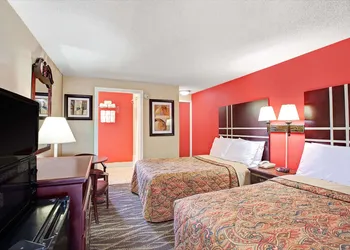 Days Inn by Wyndham Ridgefield NJ hotel thumbnail 8