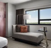 Teaneck Marriott at Glenpointe hotel detail image 7