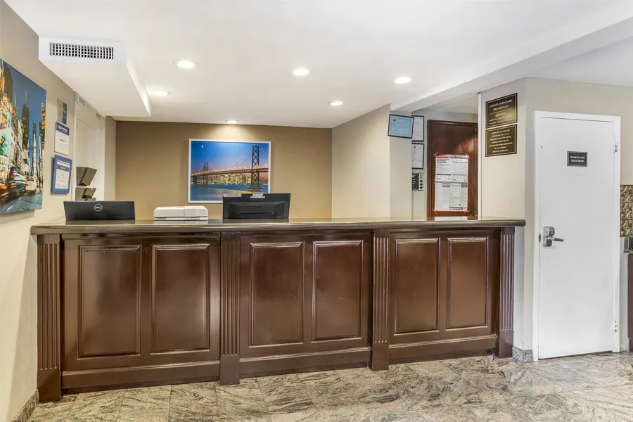 Best Western Fort Lee hotel detail image 2