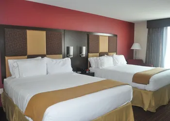Holiday Inn Express & Suites Greensburg by IHG hotel thumbnail 2