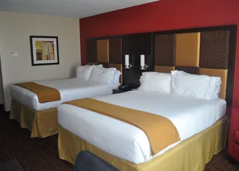 Holiday Inn Express & Suites Greensburg by IHG hotel thumbnail 4