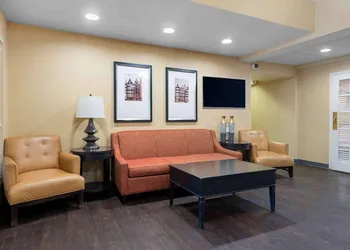 Southpoint Suites Jacksonville hotel thumbnail 3