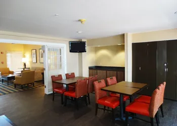 Southpoint Suites Jacksonville hotel thumbnail 4