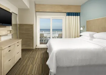 Four Points by Sheraton Jacksonville Beachfront hotel thumbnail 3