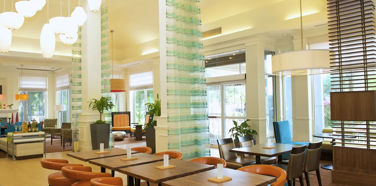 Hilton Garden Inn Jacksonville JTB/Deerwood Park hotel detail image 2