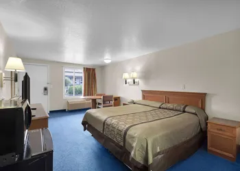 Knights Inn Jacksonville at Dix Ellis Trail hotel thumbnail 4
