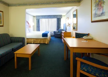 Holiday Inn Express Jacksonville - Blount Island by IHG hotel thumbnail 2