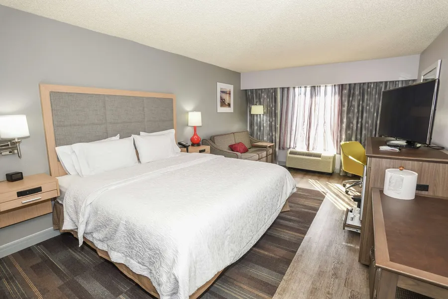 Hampton Inn Jacksonville East Regency Square hotel detail image 6