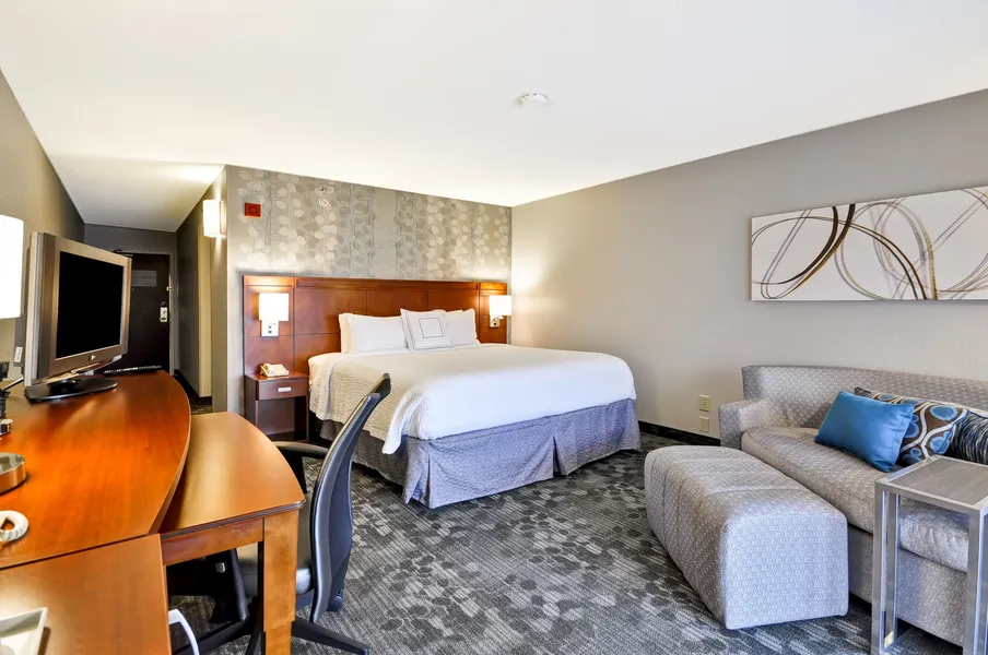 Courtyard by Marriott Jacksonville Airport hotel detail image 6