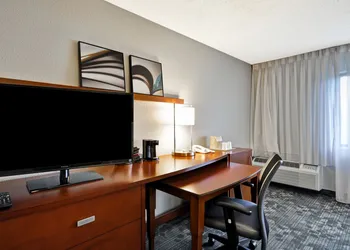 Courtyard by Marriott Jacksonville Airport hotel thumbnail 8