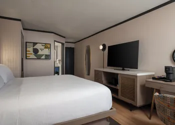 Hotel Indigo Detroit North – Troy by IHG hotel thumbnail 7