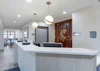 Comfort Inn Detroit - Troy hotel thumbnail 3