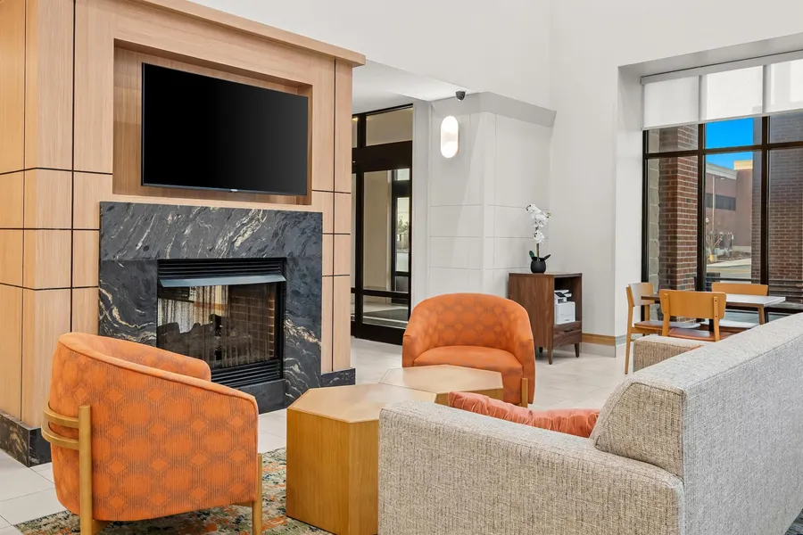 Hampton Inn & Suites Detroit-Canton hotel detail image 2