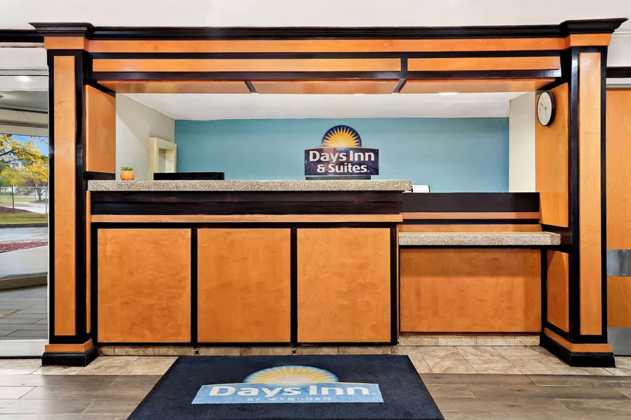 Days Inn & Suites by Wyndham Warren hotel detail image 2