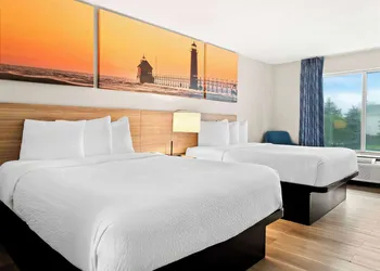 Days Inn & Suites by Wyndham Warren hotel thumbnail 8