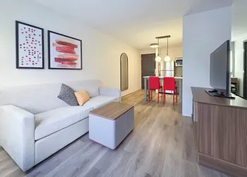 Baymont by Wyndham Auburn Hills South hotel thumbnail 8