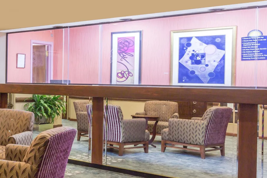Days Inn by Wyndham Camp Springs/Andrews AFB DC Area hotel detail image 2