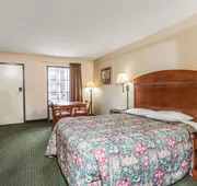 Days Inn by Wyndham Camp Springs/Andrews AFB DC Area hotel detail image 5