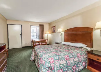 Days Inn by Wyndham Camp Springs/Andrews AFB DC Area hotel thumbnail 5