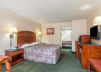 Days Inn by Wyndham Camp Springs/Andrews AFB DC Area hotel thumbnail 8
