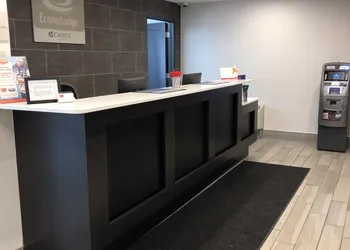 Travelodge by Wyndham Canton/Livonia Area, MI hotel thumbnail 2