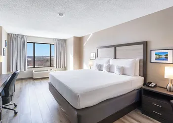 Harborside Hotel hotel thumbnail 8