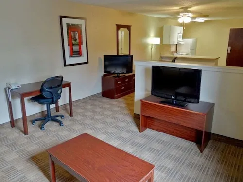 Candlewood Suites Southfield - Detroit by IHG hotel detail image 2