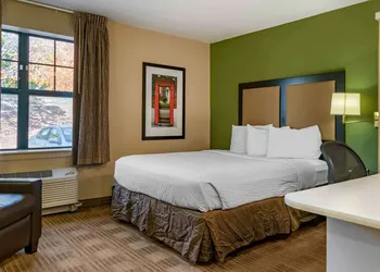 Extended Stay America Suites Detroit Ann Arbor Briarwood Mal hotel thumbnail 5