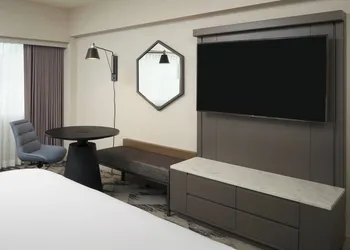 Sheraton Detroit Novi Hotel hotel thumbnail 8