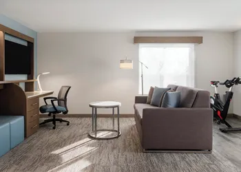EVEN Hotel Ann Arbor S - University Area by IHG hotel thumbnail 4