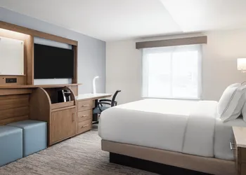 EVEN Hotel Ann Arbor S - University Area by IHG hotel thumbnail 6