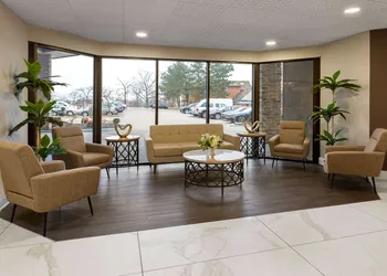 Wingate by Wyndham Troy hotel thumbnail 5