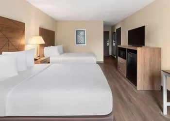 Wingate by Wyndham Troy hotel thumbnail 6