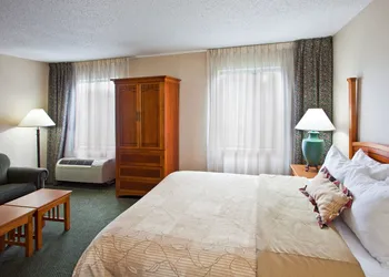 Staybridge Suites Detroit-Utica by IHG hotel thumbnail 2
