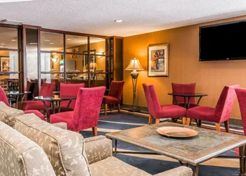 Quality Inn Auburn Hills - Detroit North hotel thumbnail 4