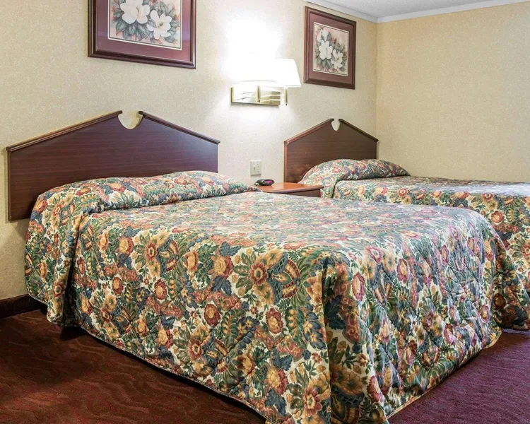 Rodeway Inn Madison Heights - Detroit hotel detail image 6