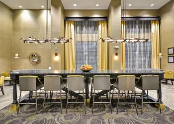 Hampton Inn & Suites Detroit/Warren hotel thumbnail 6