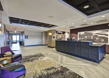 Hampton Inn & Suites Detroit/Warren hotel thumbnail 8