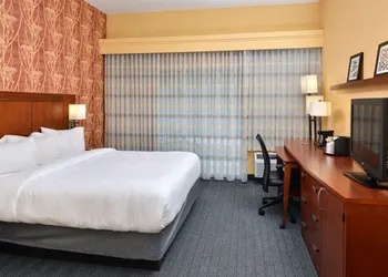 Courtyard by Marriott Detroit Utica hotel thumbnail 5