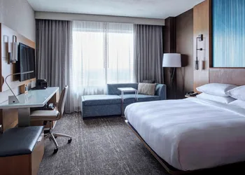 Auburn Hills Marriott Pontiac hotel thumbnail 4
