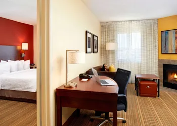 Sonesta ES Suites Detroit Warren hotel thumbnail 4