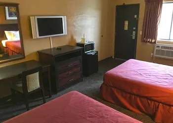 Americas Best Value Inn Livonia Detroit hotel thumbnail 6